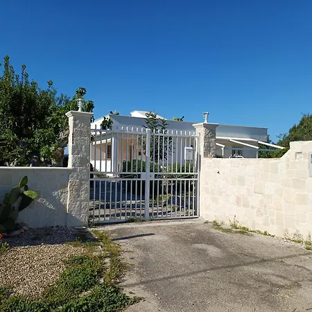 Casa Tra Gli Ulivi Holiday home *
